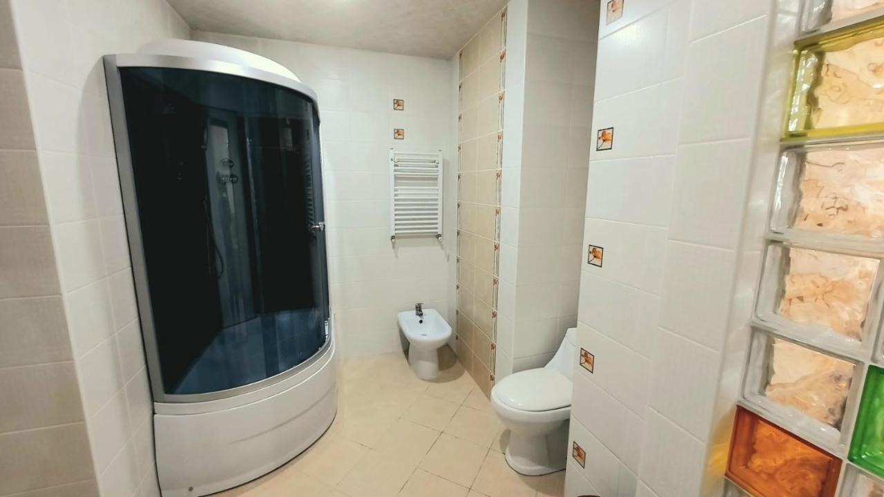 Elegance Apartment Chisinau Center Close To Stefan Cel Mare Luaran gambar