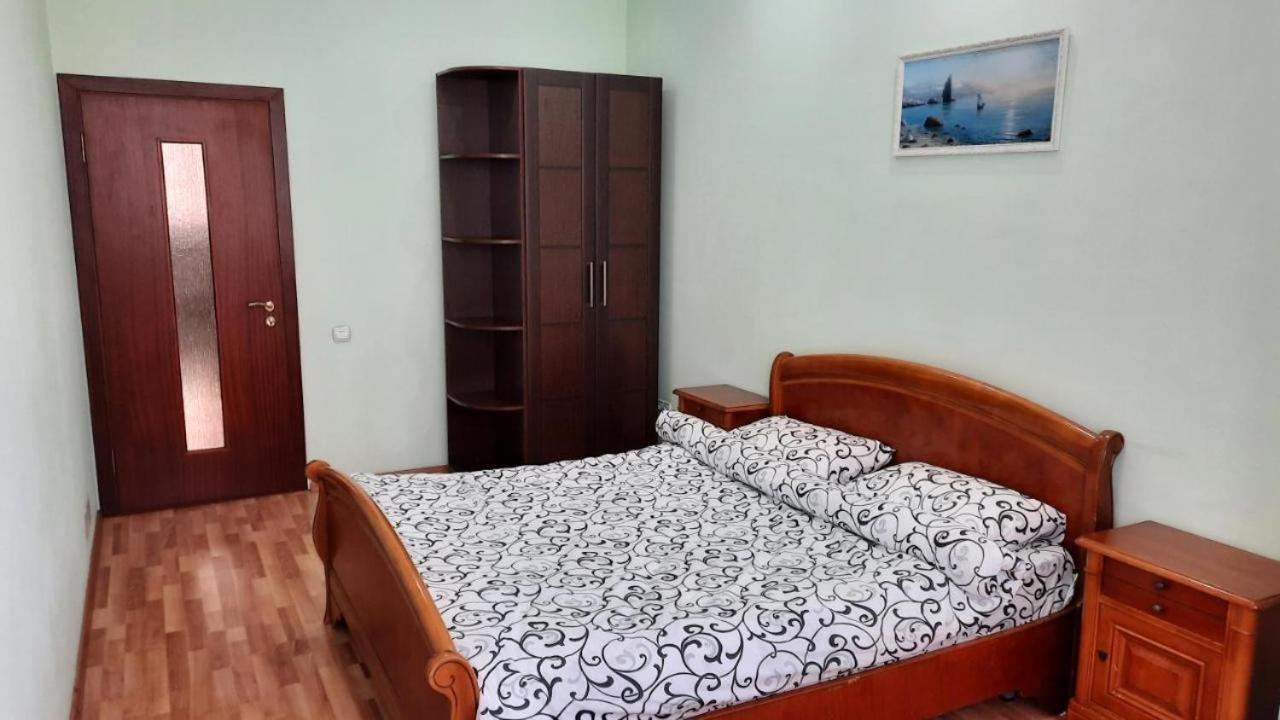 Elegance Apartment Chisinau Center Close To Stefan Cel Mare Luaran gambar